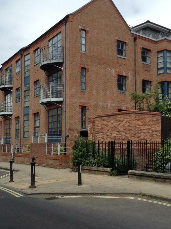 12 Emperors Wharf Apartamento York Exterior foto